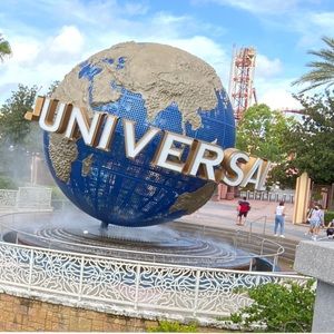 Meet your Posher, Daniela